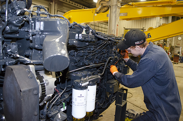New Komatsu Diesel Technician Program | A Guaranteed Career