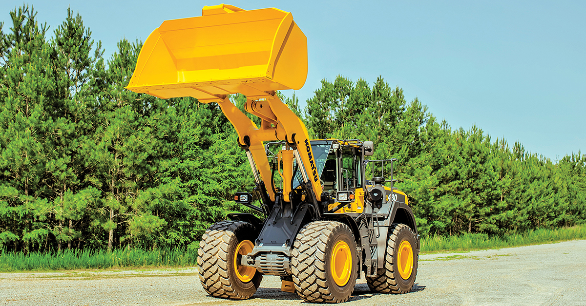 Read more about the article Komatsu WA480-8 yard loader | A versatile loader with the capacity to load highway trucks quickly