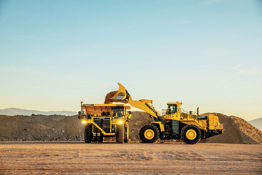 WA900-8 Surface Mining Wheel Loader | A smoother approach for better productivity
