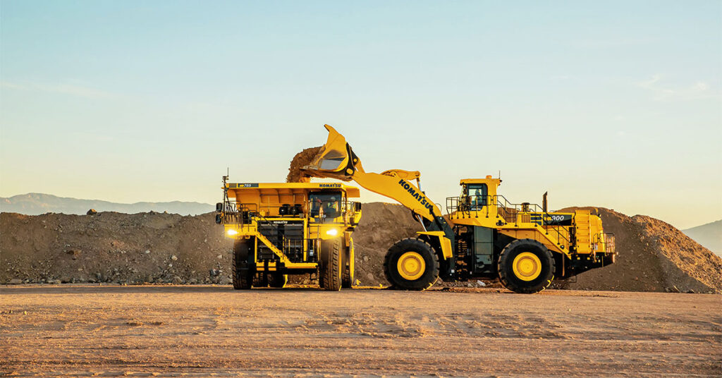 Komatsu WA900-8 Surface Mining Wheel Loader | A smoother approach for better productivity