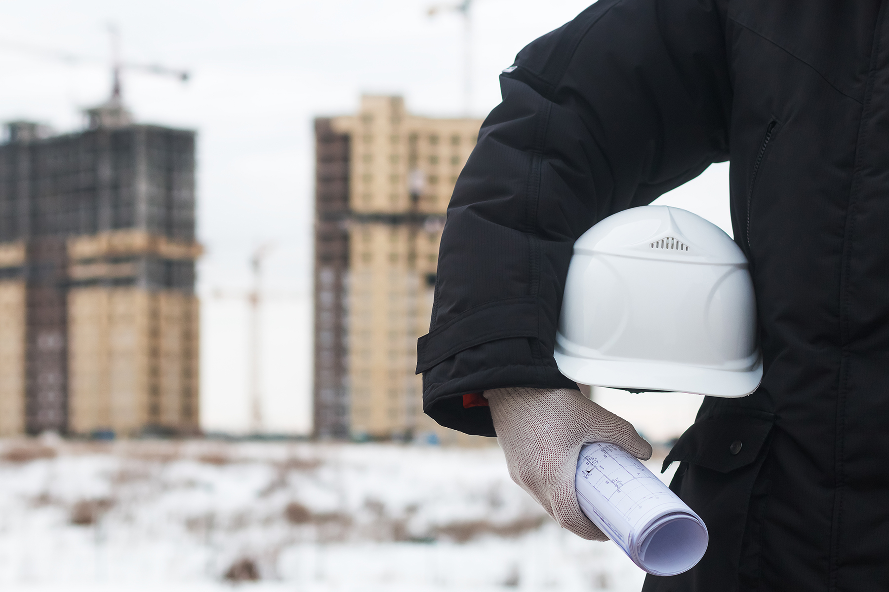 Read more about the article 7 Winter Construction Safety Tips for Your Construction Site