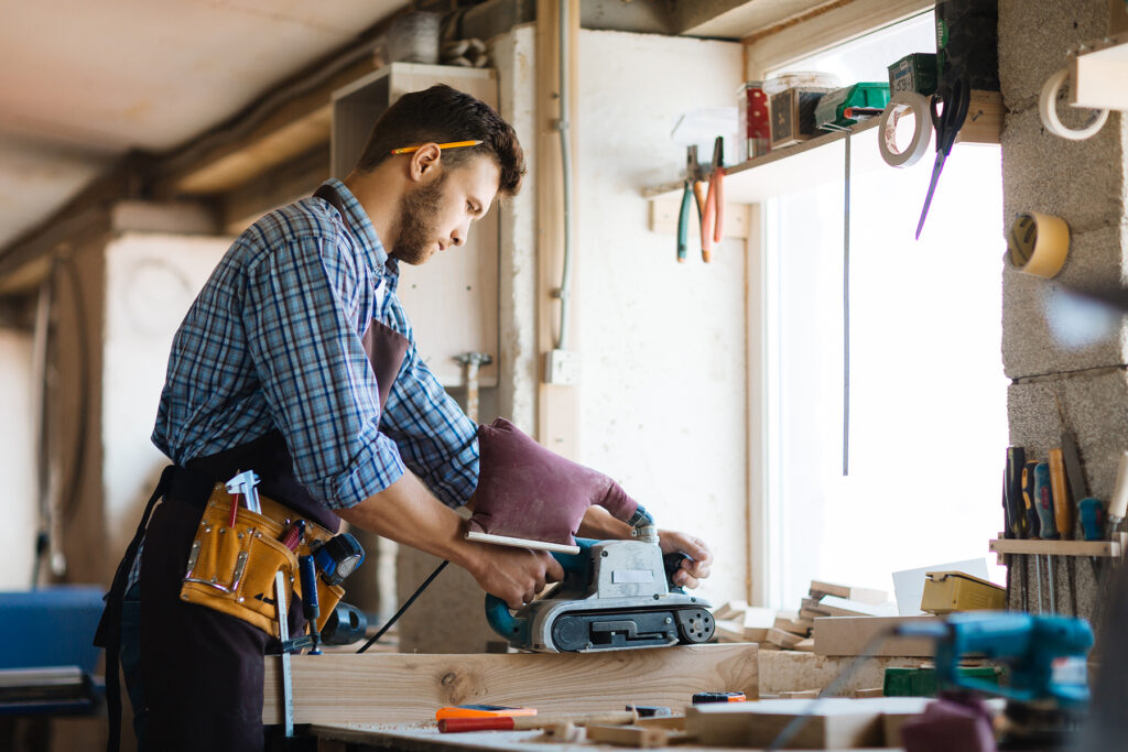 8 Productive Hobbies That Can Help People Thrive in a Construction Career