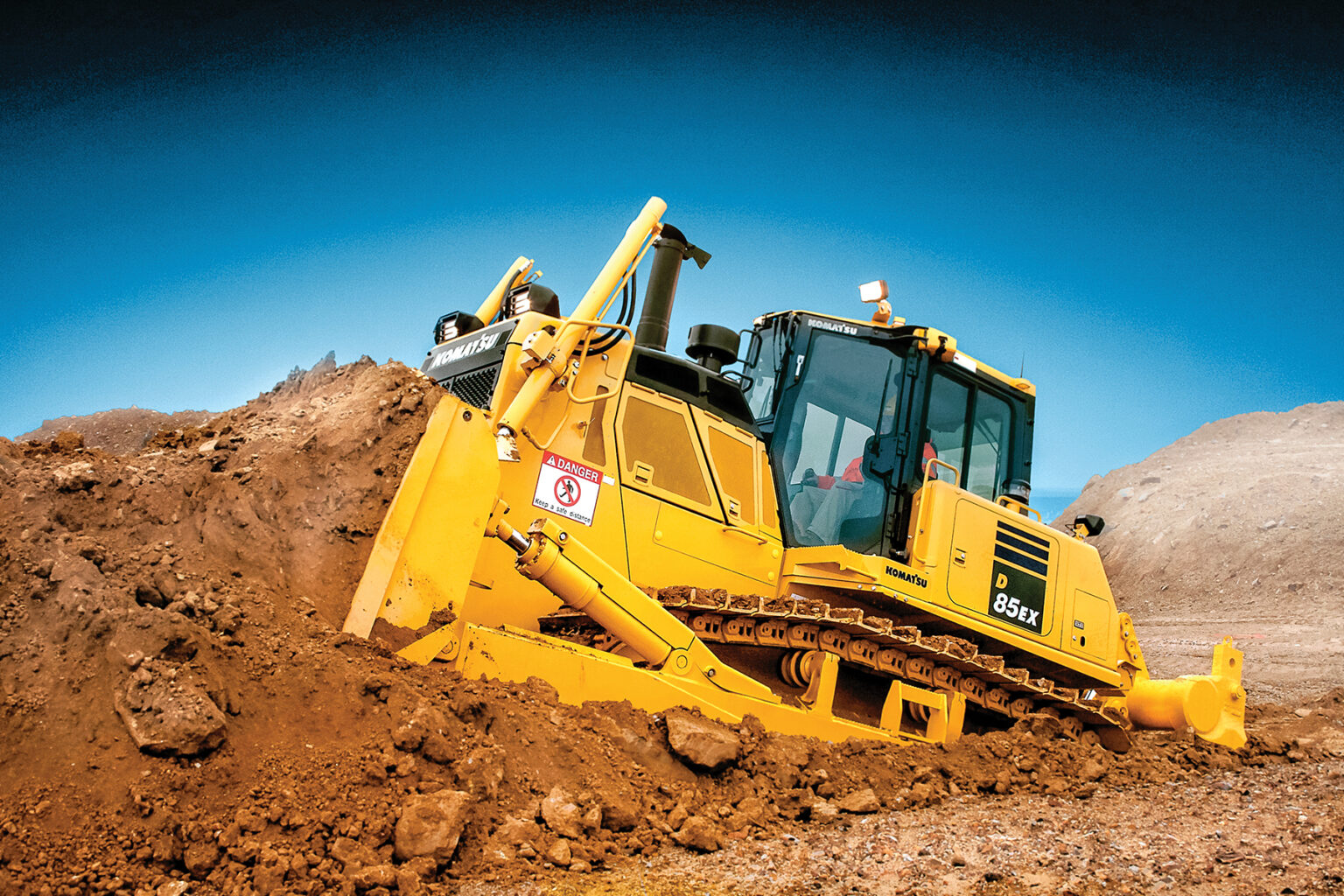 Komatsu’s D85EX18 earns first place in EquipmentWatch’s Highest